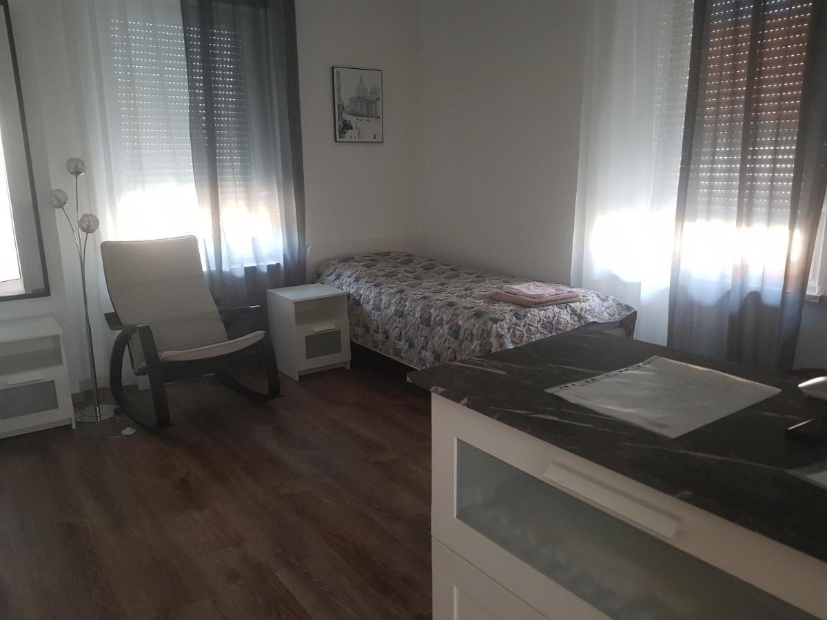 Gaestewohnung Mit Kueche Magdeburg An Der Elbe Kültér fotó